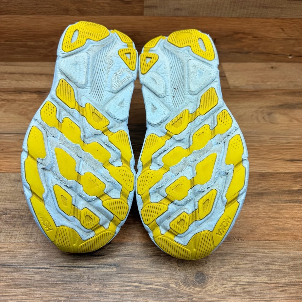 Hoka One Women's size 9 Clifton 9 Nimbus Cloud Ice Water White Running Shoes - Picture 8 of 9
